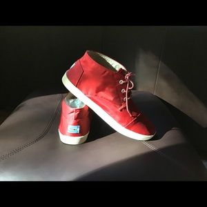 Red NWT Men’s Toms Casual shoes